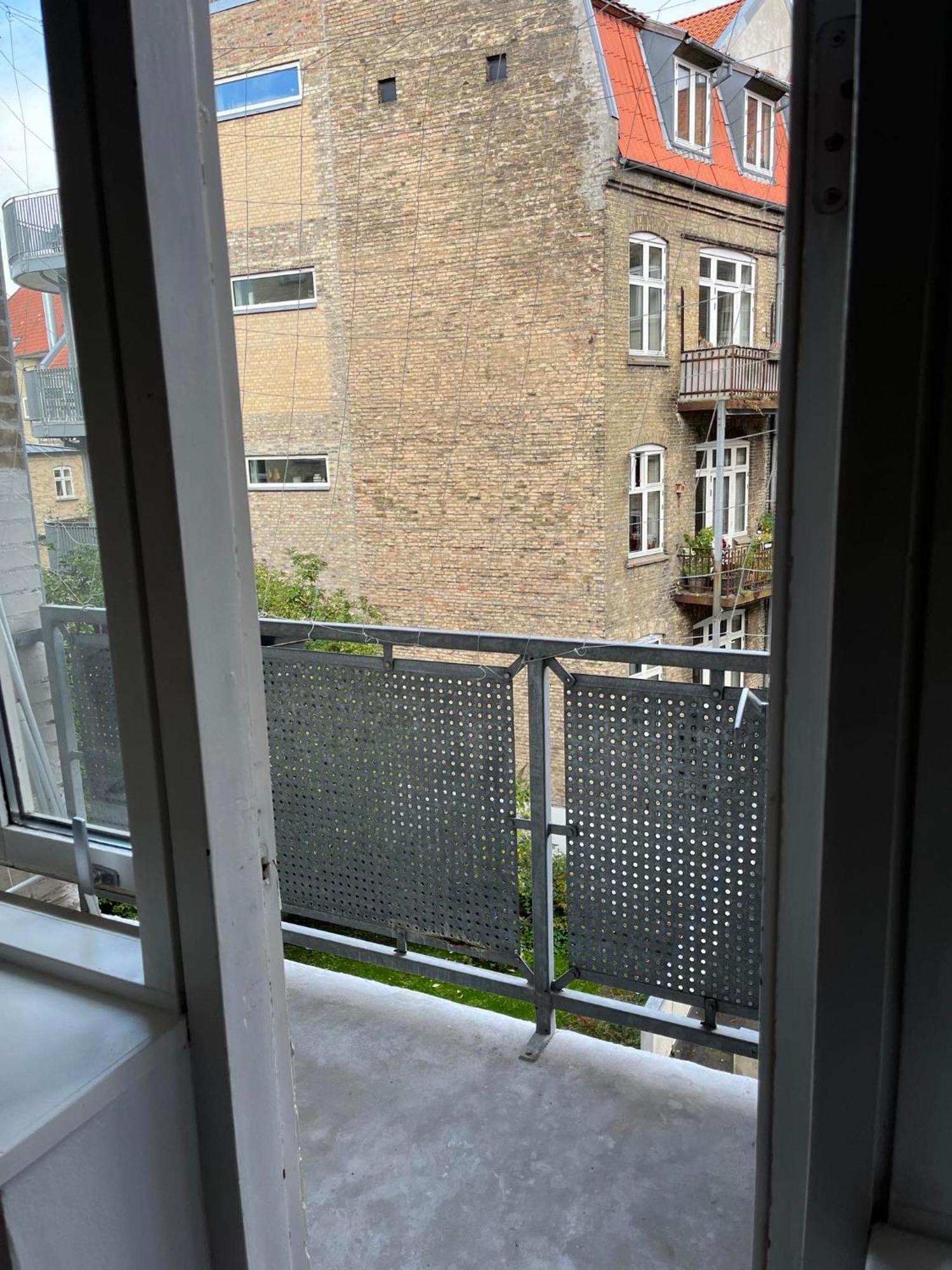 Centralt Lejlighed I Aalborg C - Budolfi Buitenkant foto